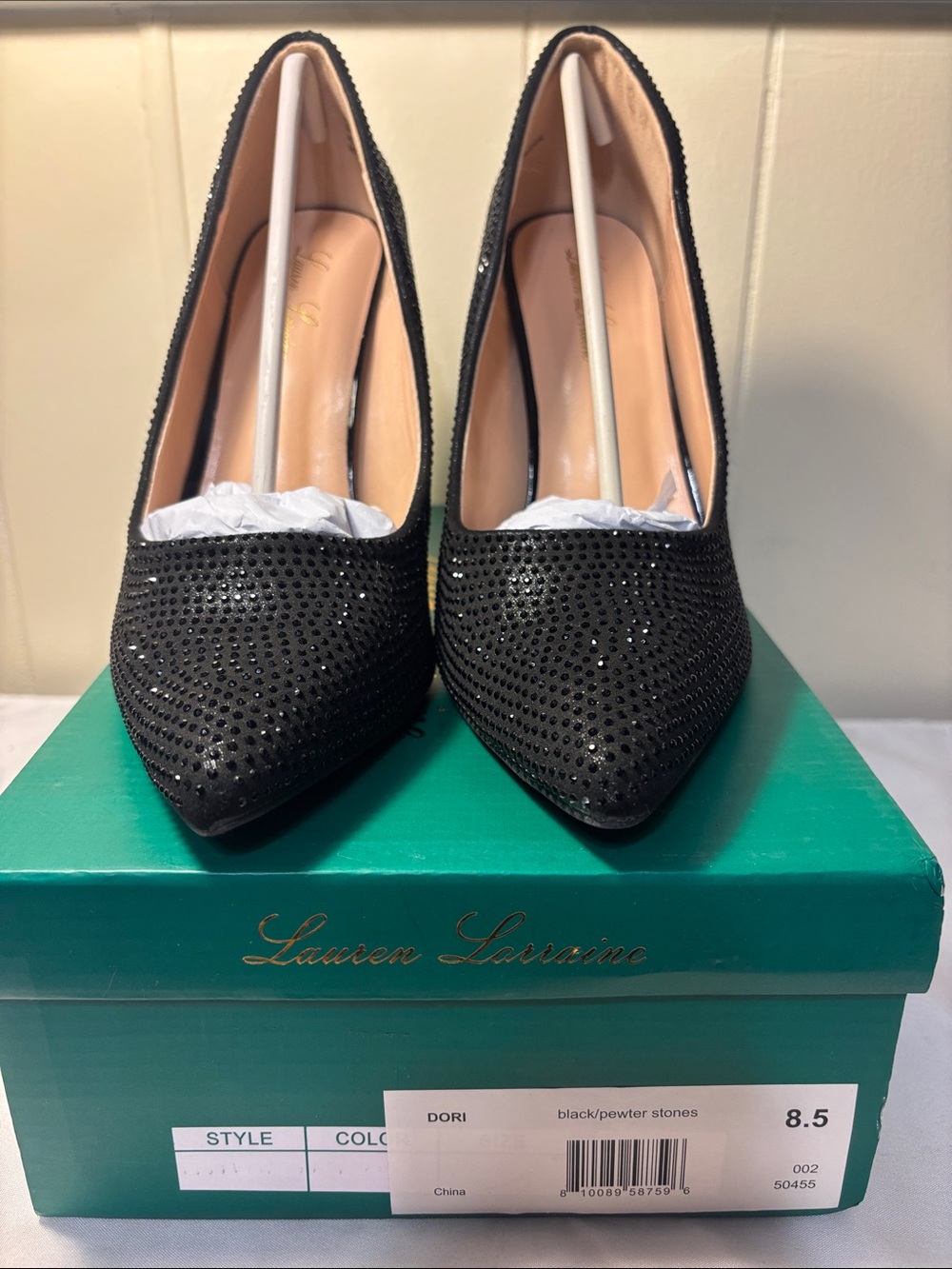 NIB Lauren Lorraine Dori Black Rhinestone Pointed-Toe Pumps - SOLD OUT Size 8.5